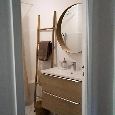 2 Pièces à 150 Mètres De La Apartamento Antibes